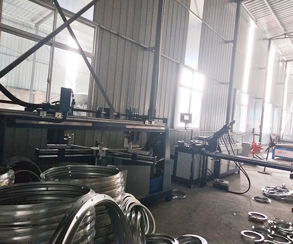 共板法蘭機